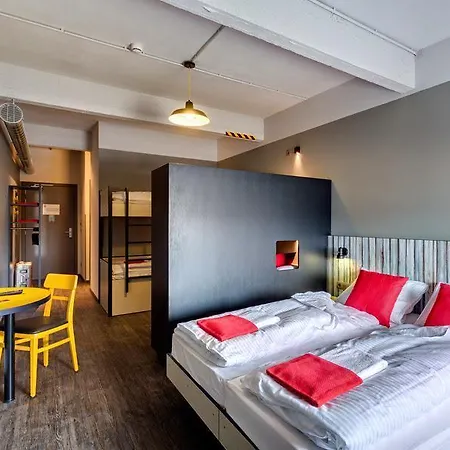 Hotel Meininger Bruxelles Center 3*
